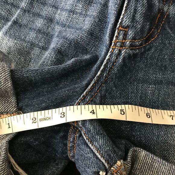 Kancan Distressed High Waisted Frayed Hem Cuffed Denim Shorts Women’s Size 11/29 - Picture 6 of 7